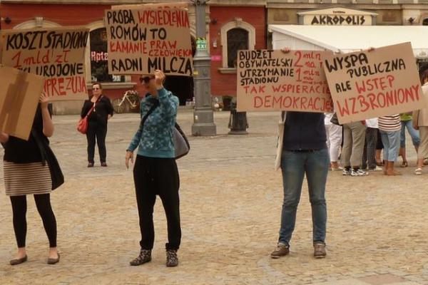  protest uroczystej sesji rady miasta