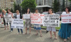 Protest rodziców w Moskwie